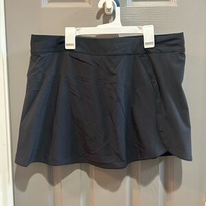 Outdoor Voices Classic black Skort size XL